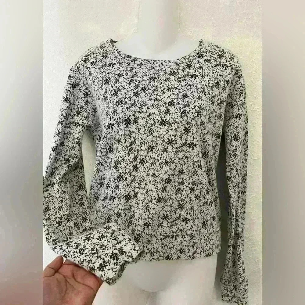 Hollister shirt women’s Sz Medium white beach casual lightweight outdoor